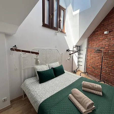 Moonlight Cracow Апартаменты